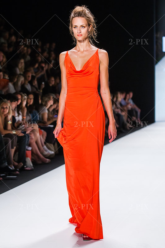 Mercedes-Benz Fashion Week Berlin - Lookbooks . Minx By Eva Lutz Fotograf 2-PIX Binh Truong, Berlin